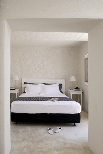 hotel-ikons-santorini-14
