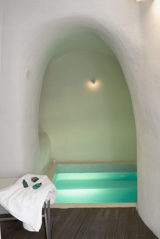 hotel-ikons-santorini-24