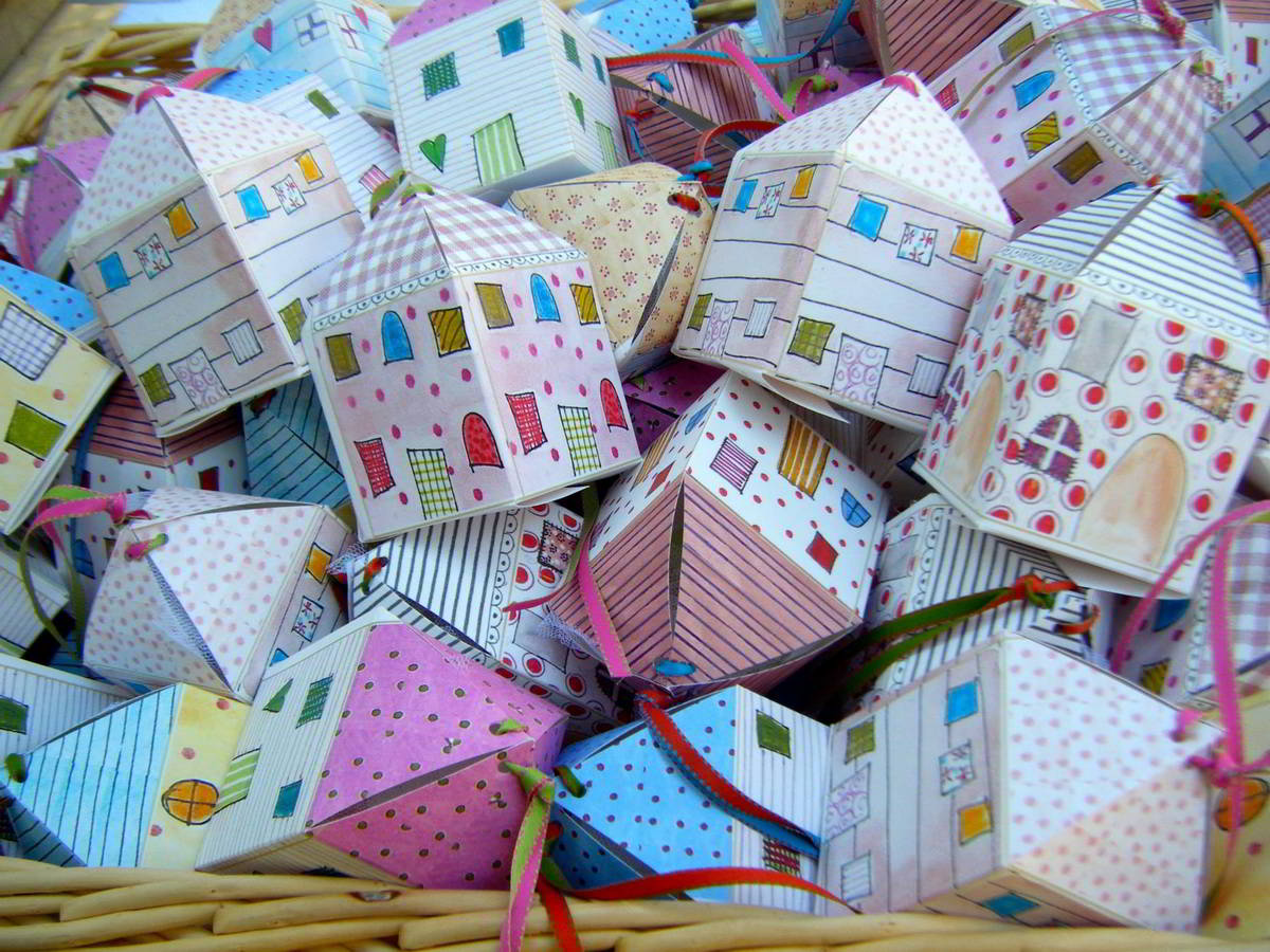 baptism_the-little-paper-house_hara-kontaxaki-02