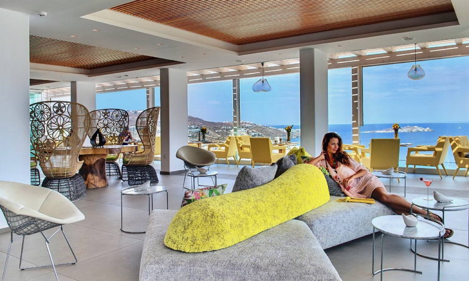 mykonian-k-hotels_styling_hara-kontaxaki_01