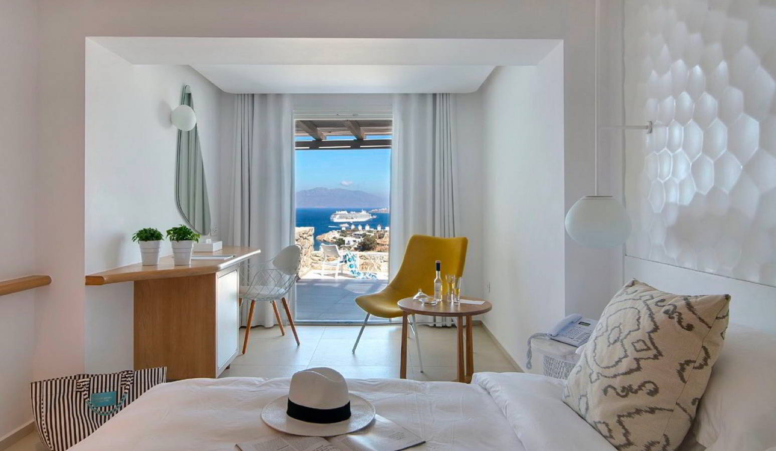 mykonian-k-hotels_styling_hara-kontaxaki_10