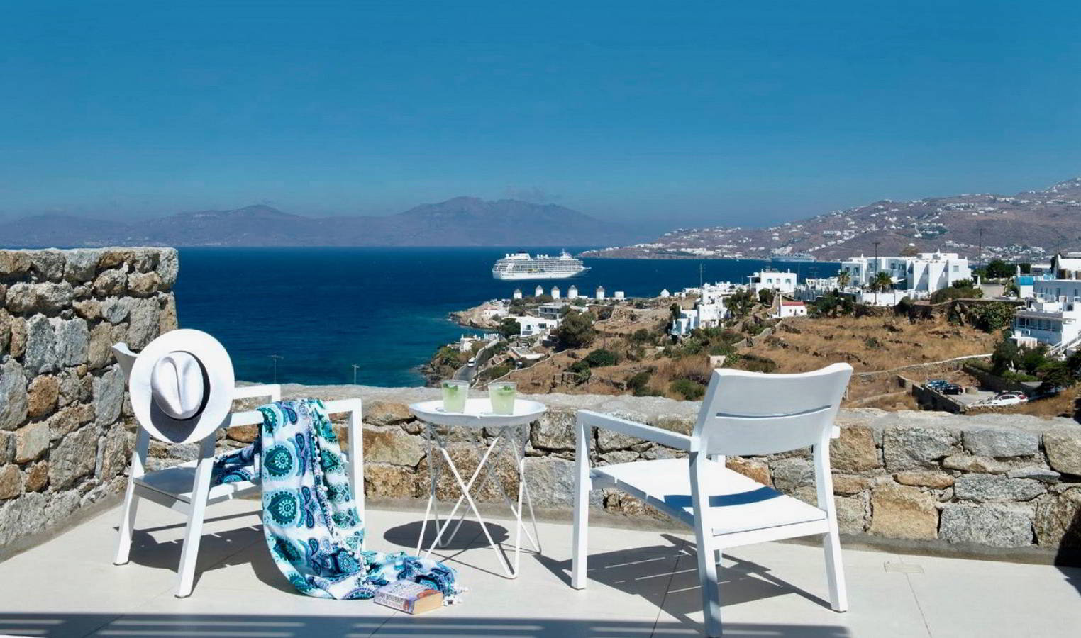 mykonian-k-hotels_styling_hara-kontaxaki_11