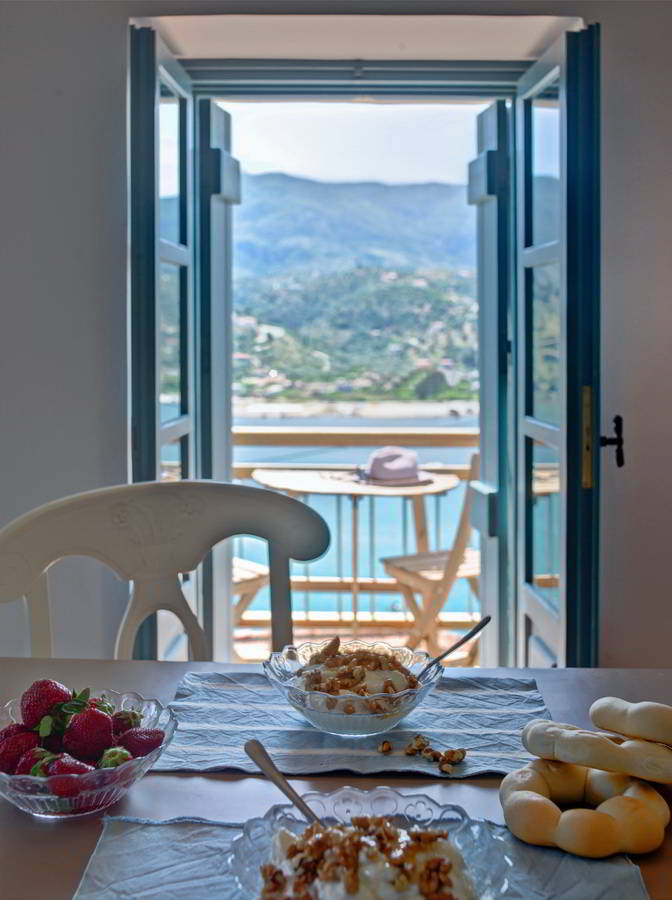 sto-roloi-poros_hara-kontaxaki_30