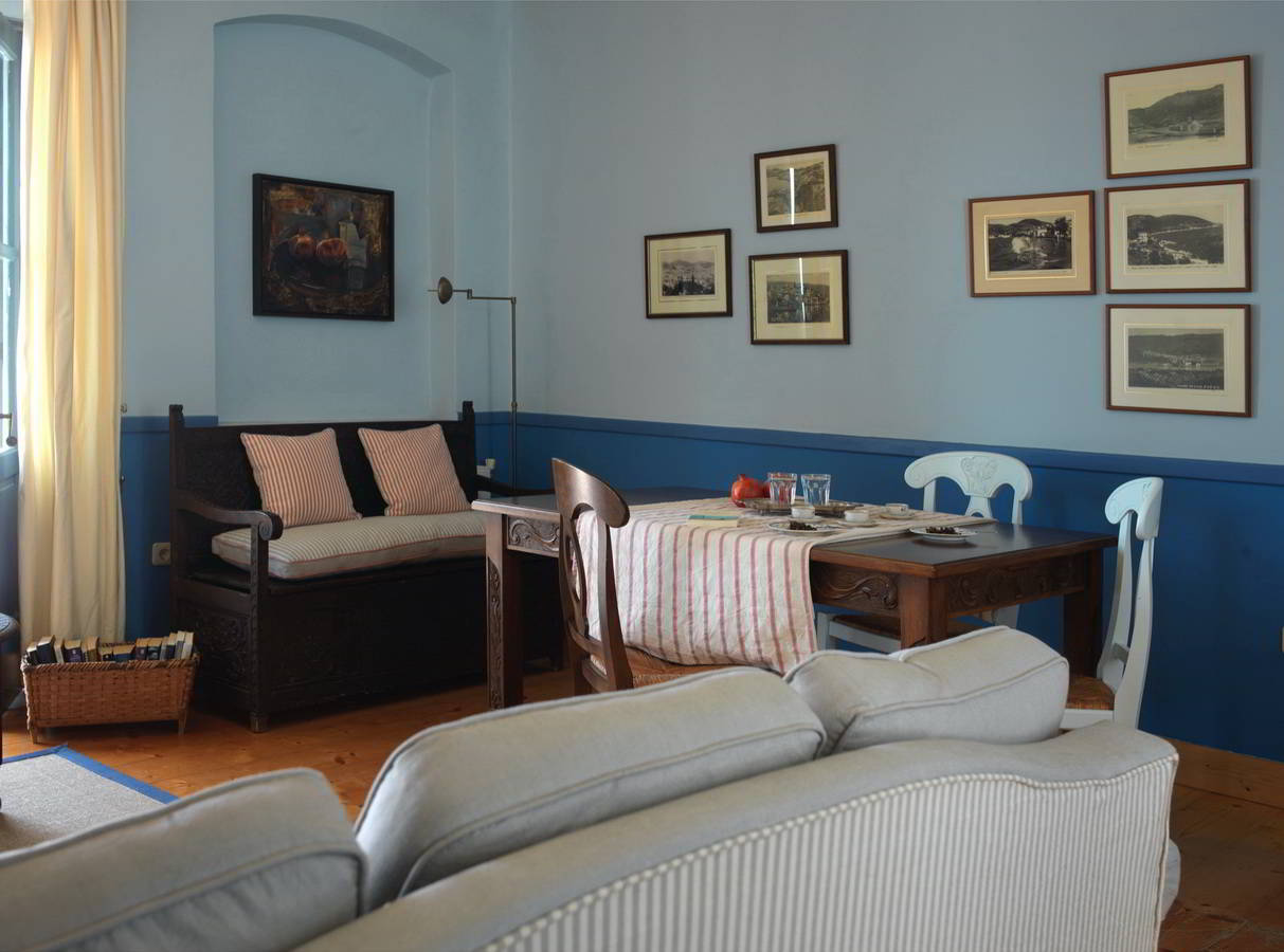 sto-roloi_apartment-studio_hara-kontaxaki_styling04