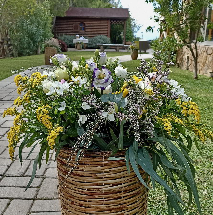 an-autumn-floral-wedding_hara-kontaxaki-13